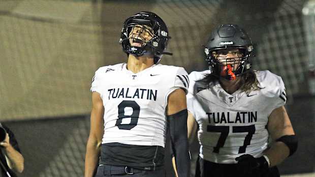 a Tualatin Jesuit football Oregon September 22 2023 Dan Brood 55